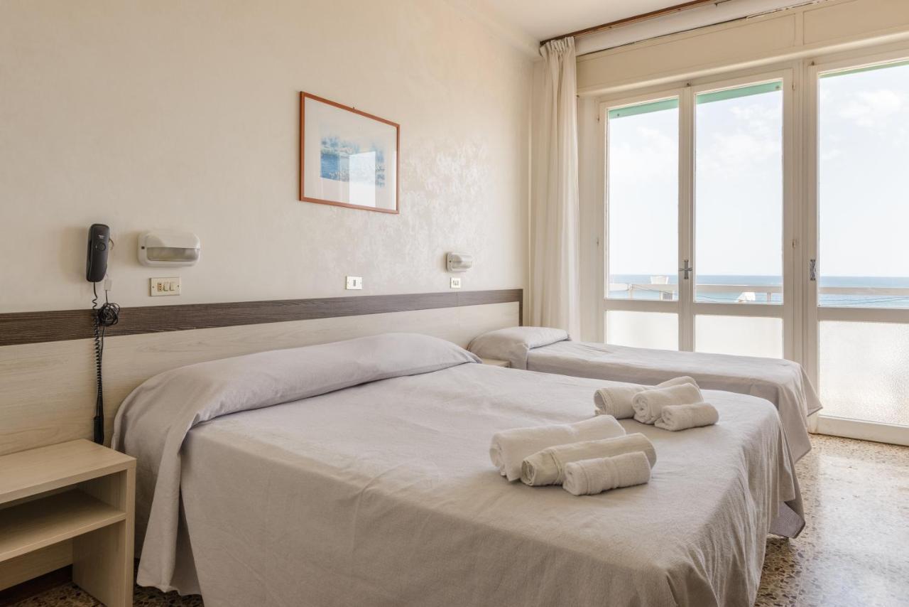 Hotel Europa Gabicce Mare Eksteriør billede