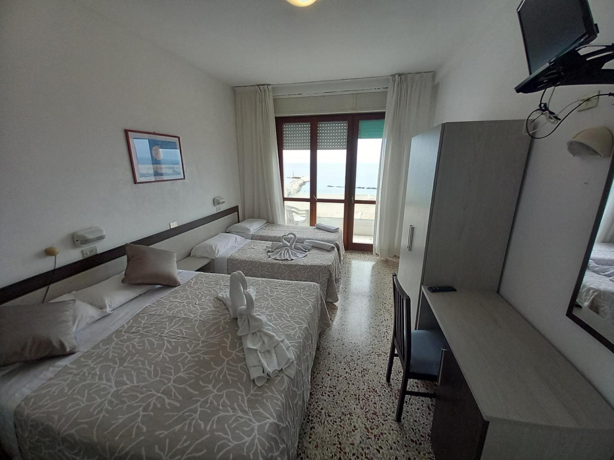 Hotel Europa Gabicce Mare Eksteriør billede